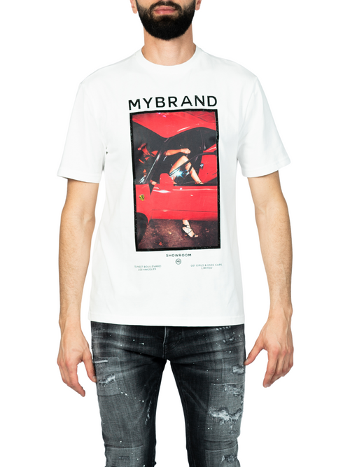 MYBRAND showroom ferarri | WHITE